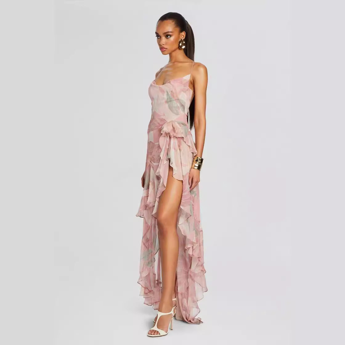 Robe Asymétrique à Volants